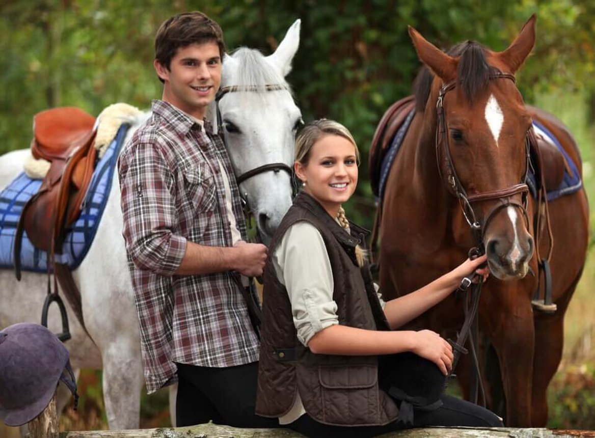 Прогулка на лошадях для двоих: эмоции, которые останутся